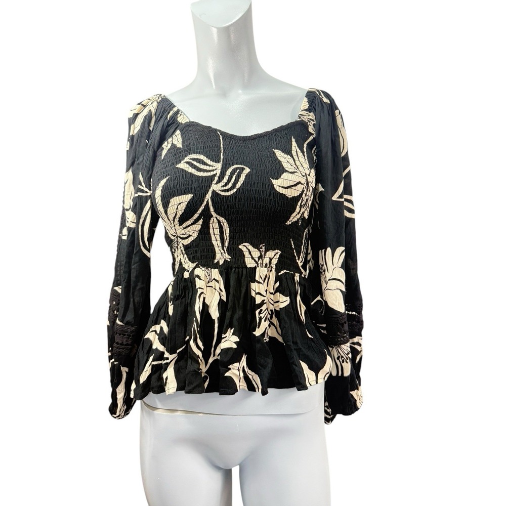 Women's NWT S Angie Black Floral Print Top Long Sleeve V Neck Shirred Boho Sexy!